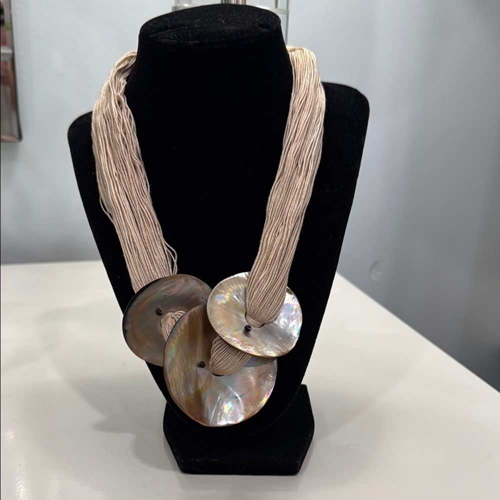 Elegant mother of pearl abalone Shell Pendant Necklace
